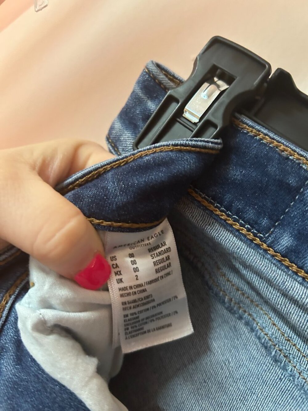 American Eagle Next Level Stretch Distressed Skinny Jeans | Size 00 Regular - Picture 3 of 3